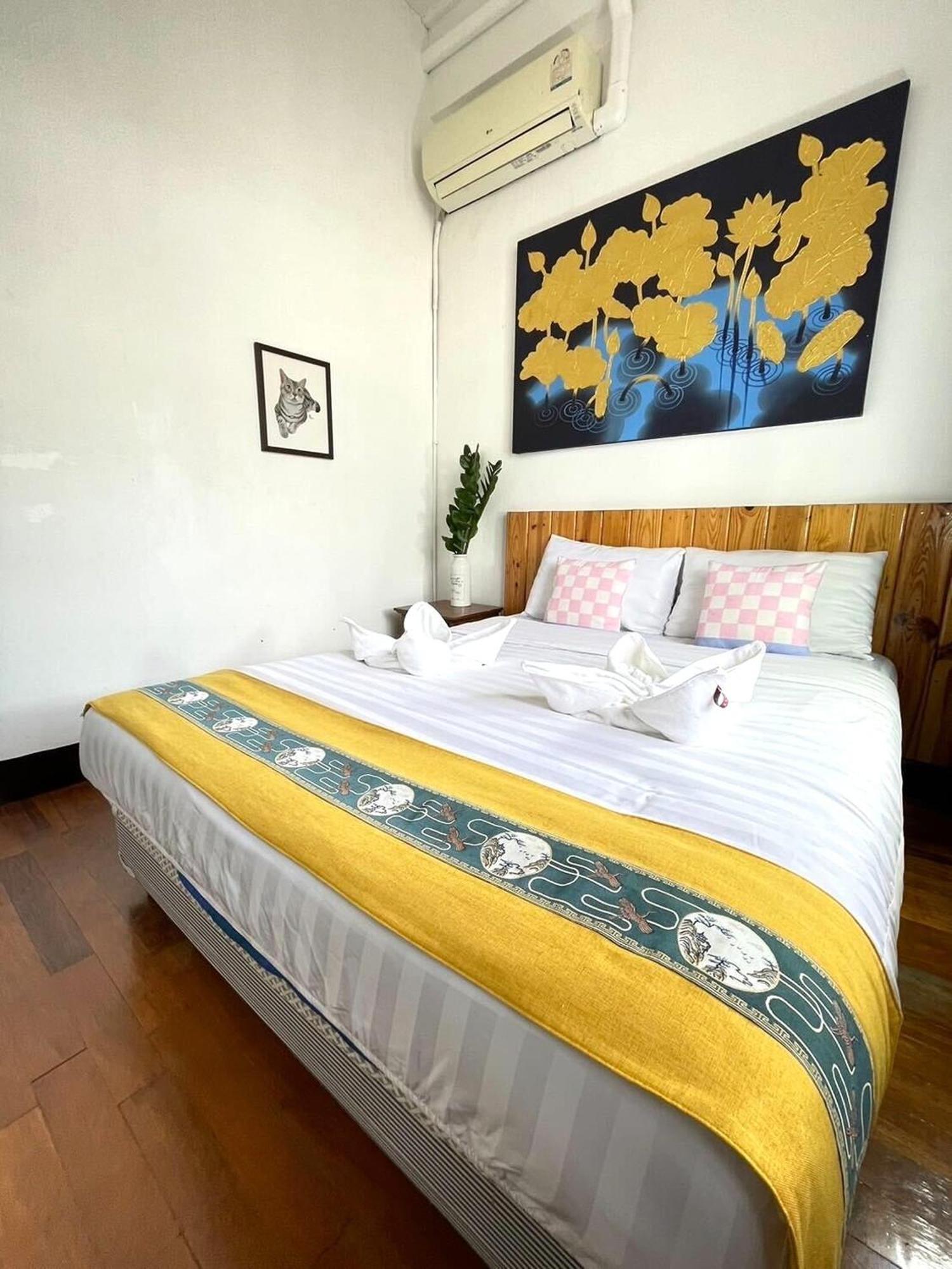 Ashi Poshtel Hostel Chiang Mai Exterior foto